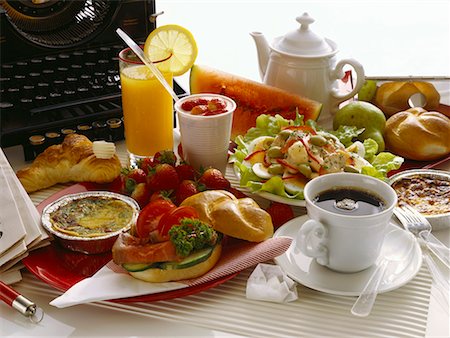 Poitrines de poulet en Sauce fruitée Photographie de stock - Premium Libres de Droits, Code: 659-01848716