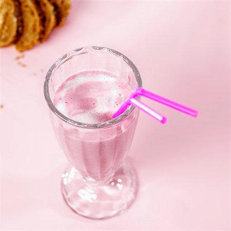 simsearch:659-02213217,k - Yoghurt shake with berries (1) Stock Photo - Premium Royalty-Free, Code: 659-01849221