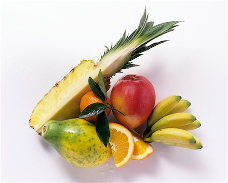 simsearch:659-01843311,k - Tropical Fruit Still Life Foto de stock - Sin royalties Premium, Código: 659-01842216