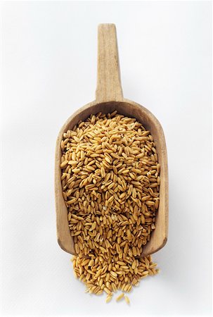 simsearch:659-03532035,k - Oats in a Wooden Scoop Stock Photo - Premium Royalty-Free, Code: 659-01842441