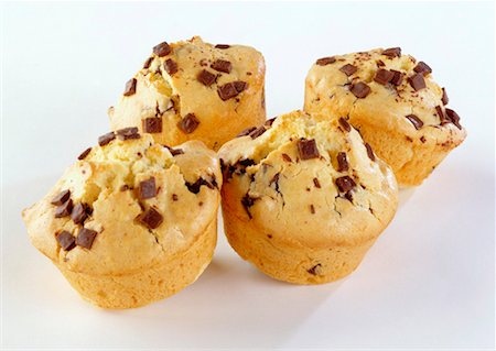 Muffins aux pépites de chocolat Photographie de stock - Premium Libres de Droits, Code: 659-01842951