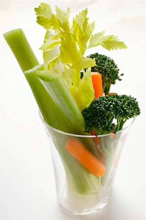 Celery, carrots and broccoli in glass Stock Photo - Premium Royalty-Free, Code: 659-01843102