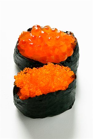 red alga - Gunkan maki with two sorts of caviare Stock Photo - Premium Royalty-Free, Code: 659-01843216