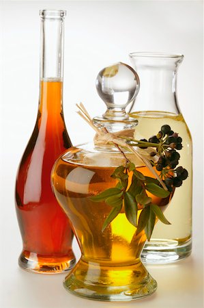 simsearch:659-01842371,k - Olive oil, peanut oil and sesame oil Stock Photo - Premium Royalty-Free, Code: 659-01843310