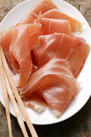 simsearch:659-01843027,k - Parma ham with grissini Stock Photo - Premium Royalty-Free, Code: 659-01843826