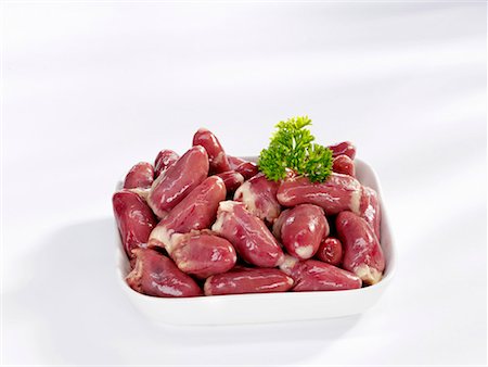 simsearch:659-03528720,k - Chicken hearts in a dish Stock Photo - Premium Royalty-Free, Code: 659-01854254
