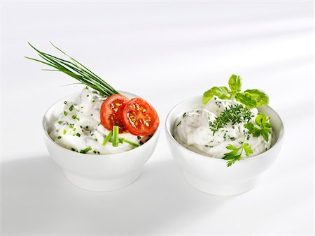 sandwich spread - Quark with chives and with herbs Stock Photo - Premium Royalty-Free, Code: 659-01854306