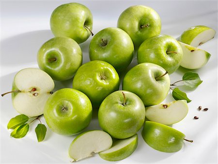 simsearch:659-06151310,k - Pommes « Granny Smith » Photographie de stock - Premium Libres de Droits, Code: 659-01854447