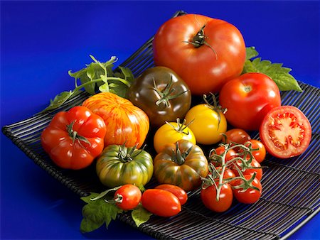 striped tomato - Various types of tomatoes in a bowl Stock Photo - Premium Royalty-Free, Code: 659-01854448