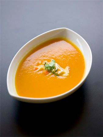 soup plate - Carrot soup in a small bowl Stock Photo - Premium Royalty-Free, Code: 659-01855299