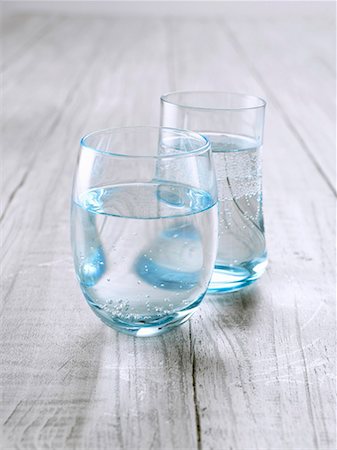 Two glasses of mineral water Stock Photo - Premium Royalty-Free, Code: 659-01855607