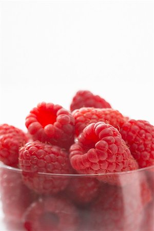 simsearch:659-01855822,k - Himbeeren im Glas Stockbilder - Premium RF Lizenzfrei, Bildnummer: 659-01855976