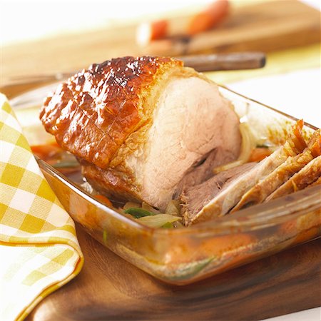 simsearch:659-03534175,k - Roast pork with crackling on bed of vegetables Stock Photo - Premium Royalty-Free, Code: 659-01856509
