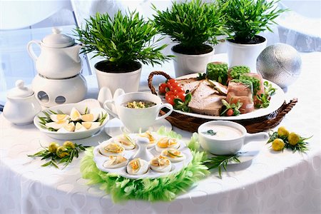 Savoury Easter breakfast Stock Photo - Premium Royalty-Free, Code: 659-01856731