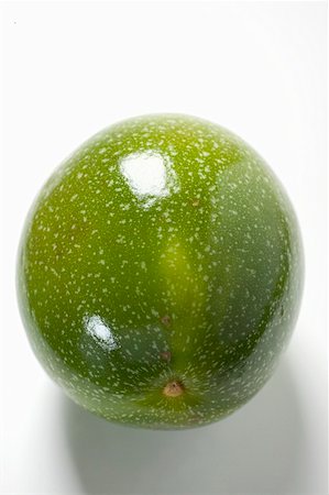 fruit de la passion - Barbadine géante (Passiflora quadrangularis) Photographie de stock - Premium Libres de Droits, Code: 659-01856859