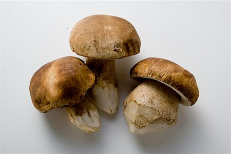 Three ceps Stock Photo - Premium Royalty-Free, Code: 659-01857255