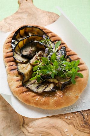 simsearch:659-01857475,k - Pizza bread with grilled aubergines Stock Photo - Premium Royalty-Free, Code: 659-01857562