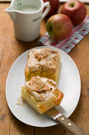 Two pieces of apple meringue cake fresh apples & milk Stock Photo - Premium Royalty-Free, Code: 659-01857615