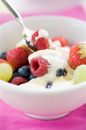 fruit muesli yoghurt - Fruit muesli with yoghurt and honey Stock Photo - Premium Royalty-Free, Code: 659-01858088