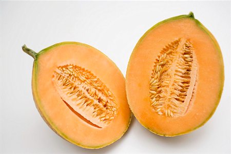 simsearch:659-01861549,k - Cantaloupe melon, halved Stock Photo - Premium Royalty-Free, Code: 659-01858281