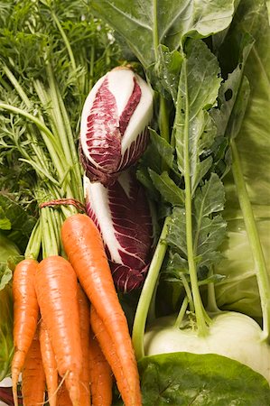 Frische Karotten, Radicchio und Kohlrabi (Detail) Stockbilder - Premium RF Lizenzfrei, Bildnummer: 659-01858517