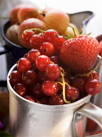 strawberry cup - Still life with assorted berries in cups Stock Photo - Premium Royalty-Free, Code: 659-01858585