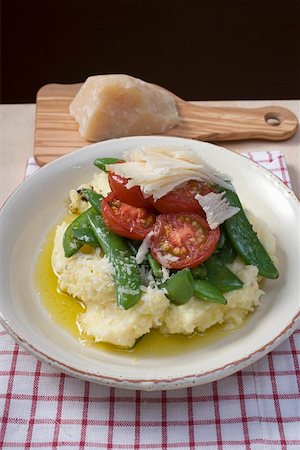 sugar pod dish - Mashed potato with mangetout, tomatoes and Parmesan Stock Photo - Premium Royalty-Free, Code: 659-01858752