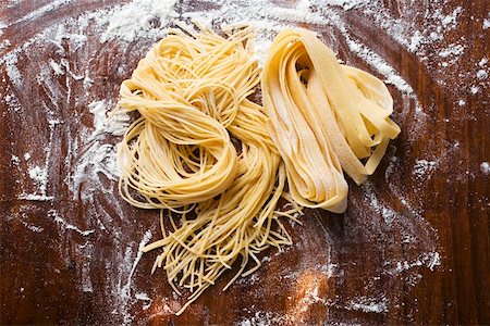 Home-made pasta Stock Photo - Premium Royalty-Free, Code: 659-01858764