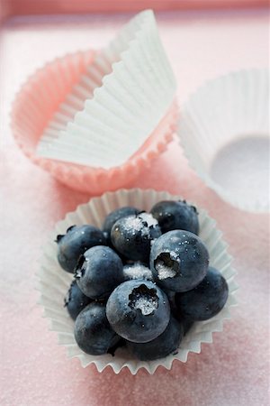 sweet mold - Sugared blueberries in sweet case Stock Photo - Premium Royalty-Free, Code: 659-01859039