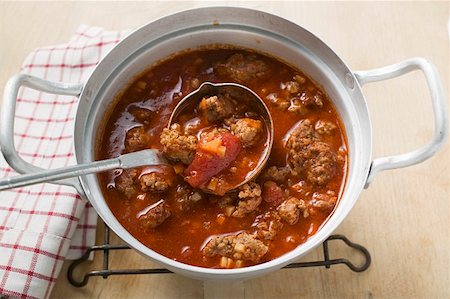 Mince ragout in a pan Stock Photo - Premium Royalty-Free, Code: 659-01859375