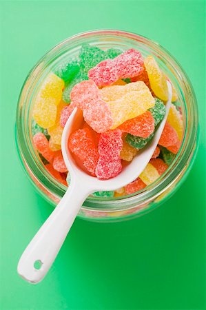 fruit jelly - Sour Sweets (fruity jelly sweets, USA) in storage jar Stock Photo - Premium Royalty-Free, Code: 659-01859700