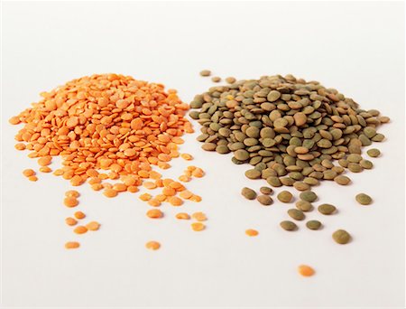 red lentil - Red and green lentils Stock Photo - Premium Royalty-Free, Code: 659-01850302