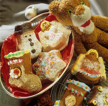 simsearch:659-01850644,k - Assorted Christmas gingerbread biscuits Stock Photo - Premium Royalty-Free, Code: 659-01850654