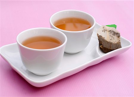 Two cups of green tea Stock Photo - Premium Royalty-Free, Code: 659-01853064