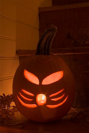 simsearch:659-01864379,k - Pumpkin lantern for Halloween on stairs Stock Photo - Premium Royalty-Free, Code: 659-01864427
