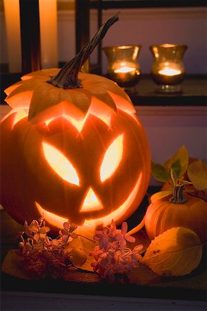simsearch:659-01864379,k - Halloween decoration: pumpkin lantern Stock Photo - Premium Royalty-Free, Code: 659-01865161