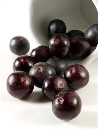 superfood - Acai berries (fruit of the acai palm) Stock Photo - Premium Royalty-Free, Code: 659-01866080