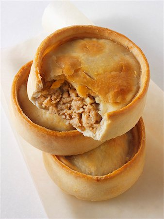 Scotch pie (Minced lamb pie, Scotland) Stock Photo - Premium Royalty-Free, Code: 659-01866104