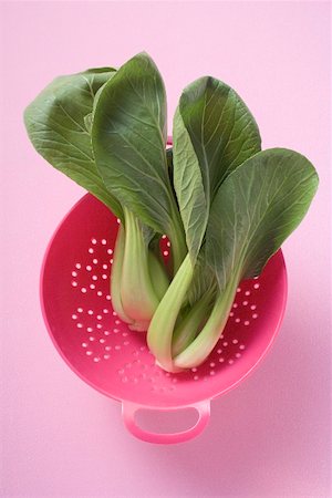 pak choi - Pak choi in colander Stock Photo - Premium Royalty-Free, Code: 659-01866320