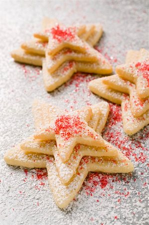 simsearch:659-01860790,k - Pastry stars with sugar (for Christmas) Fotografie stock - Premium Royalty-Free, Codice: 659-01860275