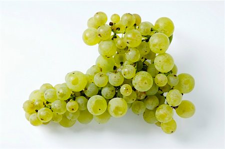 simsearch:659-01861229,k - Green grapes, variety Faberrebe Stock Photo - Premium Royalty-Free, Code: 659-01861235