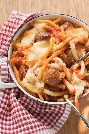 simsearch:659-03535144,k - Macaroni bake with meatballs and cheese Stock Photo - Premium Royalty-Free, Code: 659-01861318