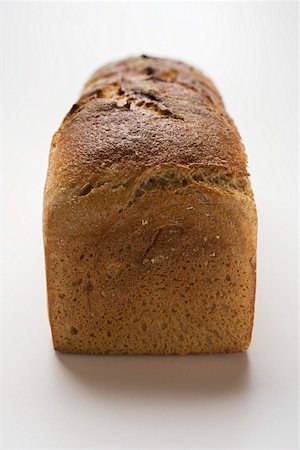 Whole tin loaf Stock Photo - Premium Royalty-Free, Code: 659-01861599