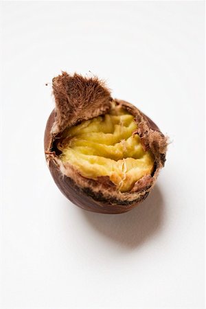 simsearch:659-01861934,k - A roasted chestnut Foto de stock - Sin royalties Premium, Código: 659-01861927