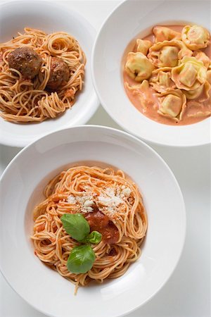 spaghetti & meatball - Spaghetti with tomatoes, spaghetti with meatballs, tortellini Stock Photo - Premium Royalty-Free, Code: 659-01862400