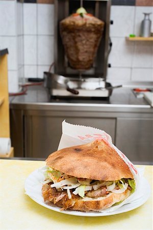 doner kebab recipe - Döner kebab on snack bar counter Stock Photo - Premium Royalty-Free, Code: 659-01862730