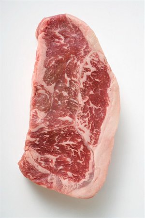 simsearch:659-01862762,k - Rindersteak (obenliegende Ansicht) Stockbilder - Premium RF Lizenzfrei, Bildnummer: 659-01863367