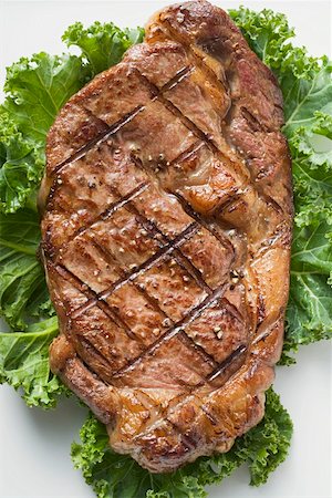 Steak de bœuf grillé d'en haut Photographie de stock - Premium Libres de Droits, Code: 659-01863386