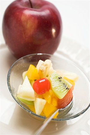 simsearch:659-01863555,k - Fruit salad and apple Foto de stock - Sin royalties Premium, Código: 659-01863555