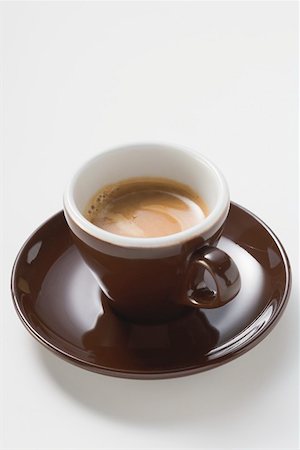 simsearch:659-01863847,k - Cup of espresso with crema Fotografie stock - Premium Royalty-Free, Codice: 659-01863840